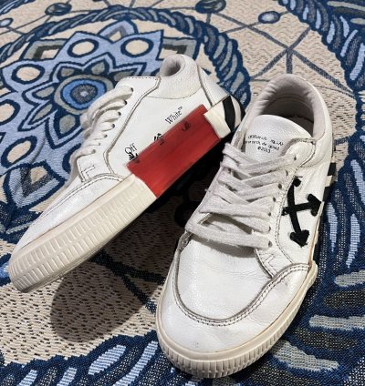 2013 Low Top Vulcanized Sneaker Off-white