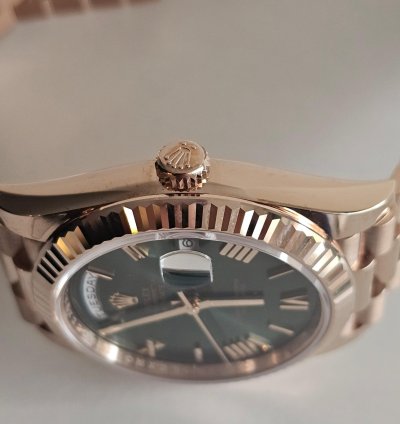 Rolex Day-date 40 Rose Gold 228235 Never Worn
