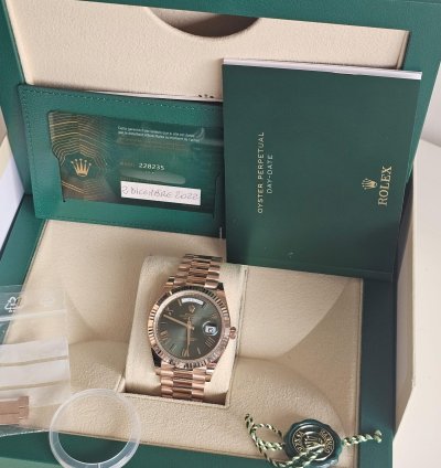 Rolex Day-date 40 Rose Gold 228235 Never Worn
