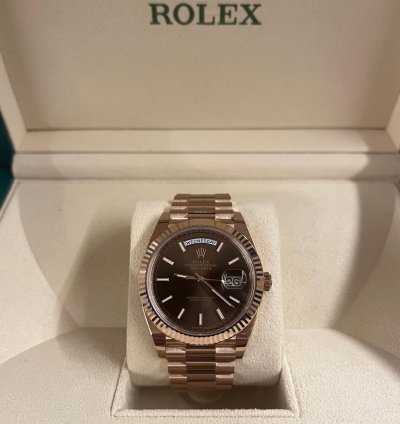 Rolex Day-date 40 Rose Gold Cadran Chocolat Full Set Neuve