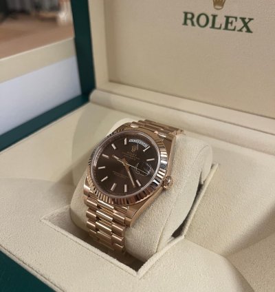Rolex Day-date 40 Rose Gold Cadran Chocolat Full Set Neuve