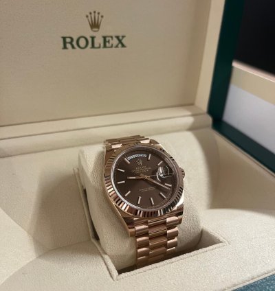 Rolex Day-date 40 Rose Gold Cadran Chocolat Full Set Neuve