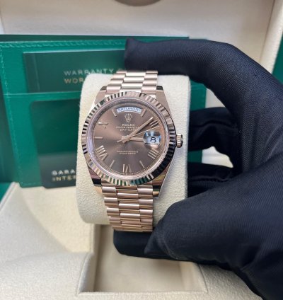 Rolex Day-date 40 Rose Gold Chocolate Roman Dial Fluted Bezel 228235