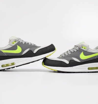 2013 Nike Air Max 1 Essential Neon