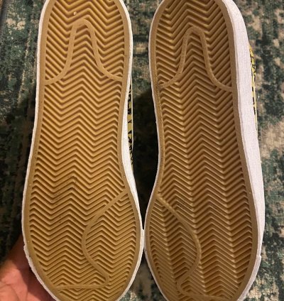 2013 Nike Sb Blazer Yellow Neck Face Size 9 5