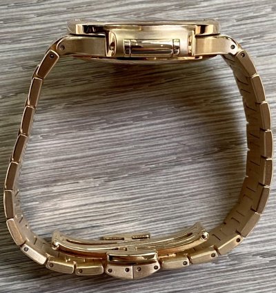 Patek Philippe Nautilus Ref 7118 1200r-001