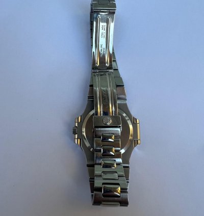 Patek Philippe Nautilus Revisionato Dal Produttore Garanzia Due Anni