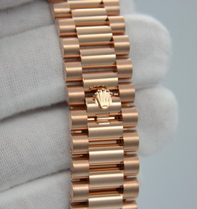 Rolex Day-date 40 Rose Gold Diamond Bezel Eisenkiesel Dial Watch