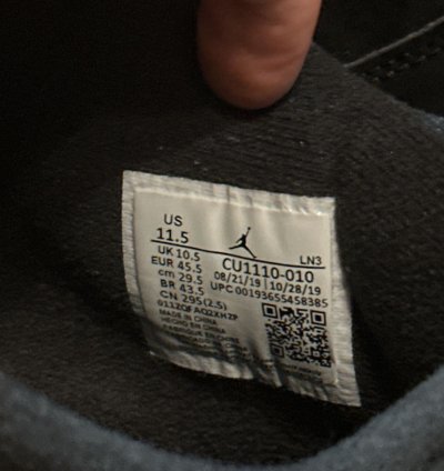 Jordan 4 Black Cat 2020