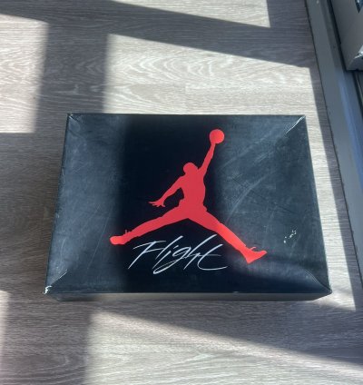 Jordan 4 Bred