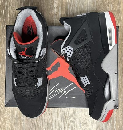 Jordan 4 Bred