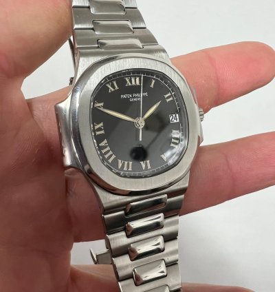 Patek Philippe Nautilus Roman Extract