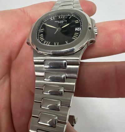 Patek Philippe Nautilus Roman Extract
