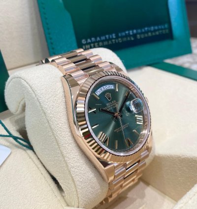 Rolex Day-date 40 Rose Gold Olive Roman Dial 2023