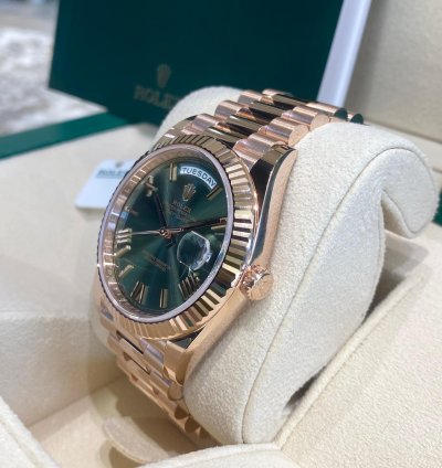 Rolex Day-date 40 Rose Gold Olive Roman Dial 2023