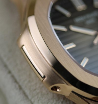 Patek Philippe Nautilus Ros - Like New - Fullset - 2018