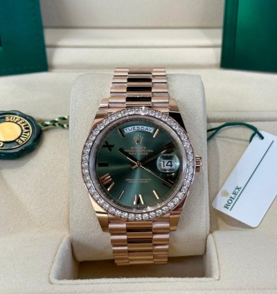 Rolex Day-date 40 Rose Gold Olive Roman Dial Diamond Bezel 2023