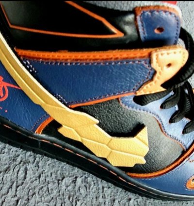 Gundam Unicorn Nike Sb Dunk High Pro Qs
