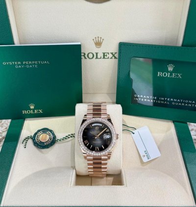 Rolex Day-date 40 Rose Gold Slate Ombre Diamond Bezel 2025