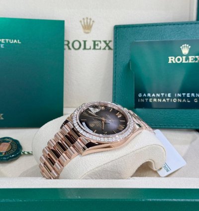 Rolex Day-date 40 Rose Gold Slate Ombre Diamond Bezel 2025