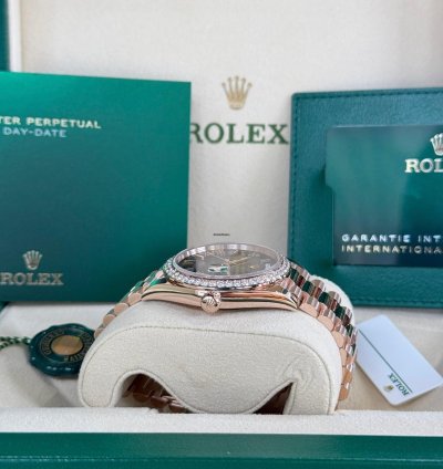 Rolex Day-date 40 Rose Gold Slate Ombre Diamond Bezel 2025