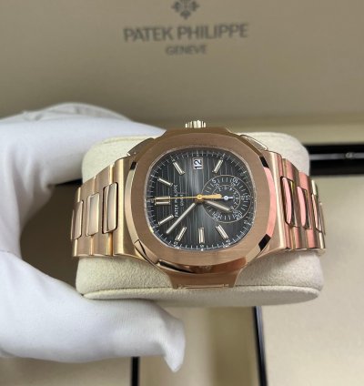 Patek Philippe Nautilus Rose Gold 40 5mm Black Gradient Dial 5980 1r-001