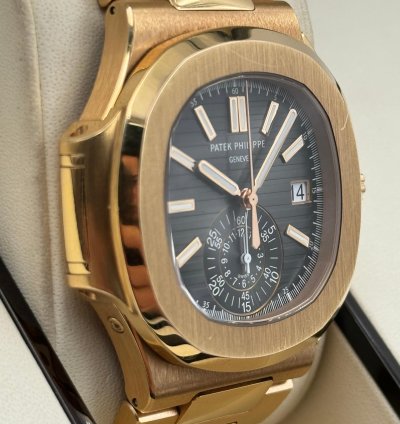 Patek Philippe Nautilus Rose Gold Bracelet 5980 1r Box Papers 2013