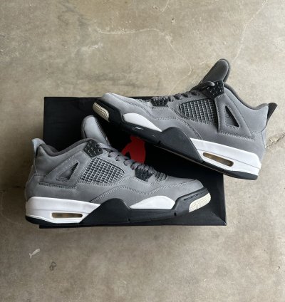 Jordan 4 Cool Grey