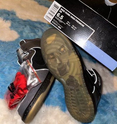 Mf Doom Nike Sb Dunk