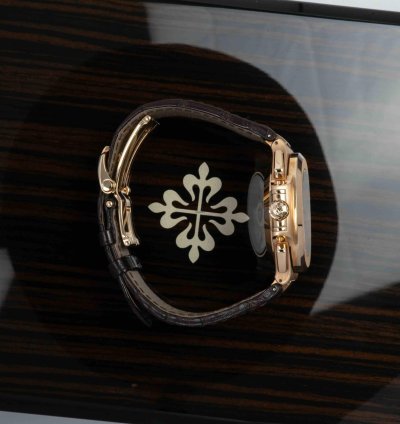 Patek Philippe Nautilus Rose Gold Chronograph 5980r-001 July 2020