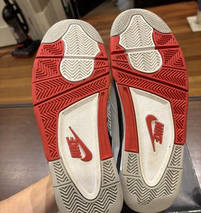 Jordan 4 Fire Red