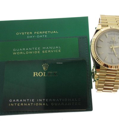 Rolex Day-date 40 Silver Diagonal Index Dial 228238