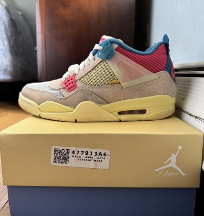 Jordan 4 Guava