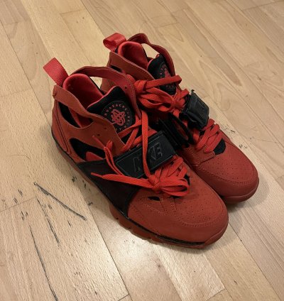 2014 Nike Air Trainer Huarache Love Hate