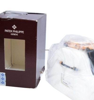 Patek Philippe Nautilus Sealed 5980 Nautilus Chronograph 18k Rg Chocolate 15 5980r