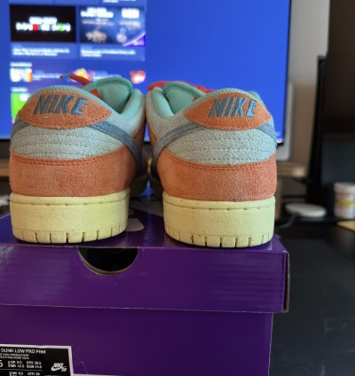 Nike Dunks Sb Orange Emerald