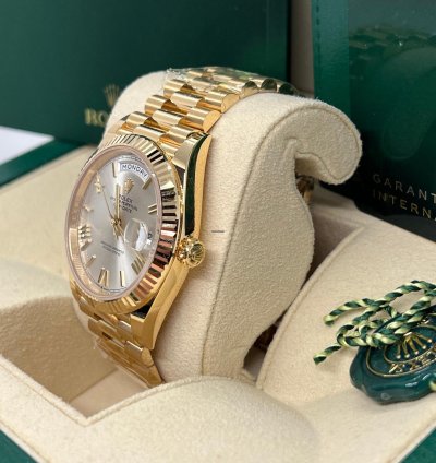 Rolex Day-date 40 Silver Roman 228238 New Unworn 2023 Full Set Box And Paper