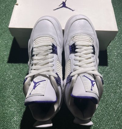 Jordan 4 Metallic Purple Size 8 5 2020