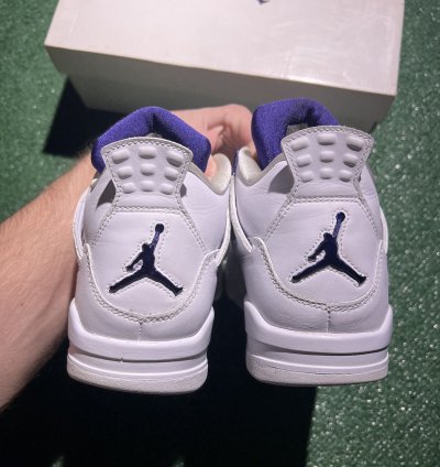 Jordan 4 Metallic Purple Size 8 5 2020