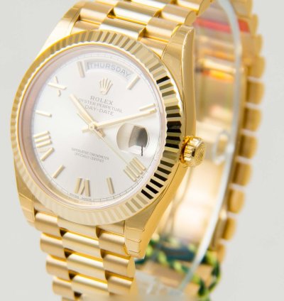 Rolex Day-date 40 Silver Roman Dial 18k Yellow Gold President