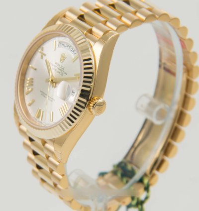 Rolex Day-date 40 Silver Roman Dial 18k Yellow Gold President