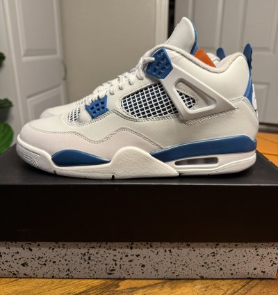 Jordan 4 Military Blue 2024