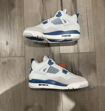 Jordan 4 Military Blue 2024 Size 9