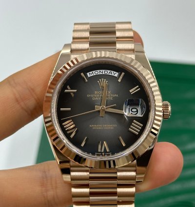 Rolex Day-date 40 Slate Ombre Black Roman