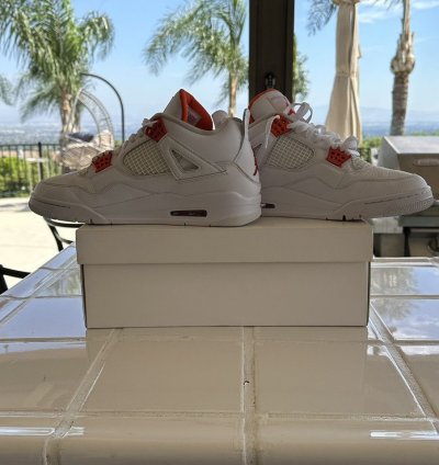 Jordan 4 Orange Metallic