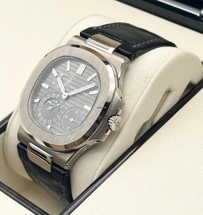 Patek Philippe Nautilus Slate 5712g-001 05 2016