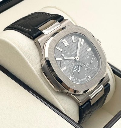 Patek Philippe Nautilus Slate 5712g-001 05 2016
