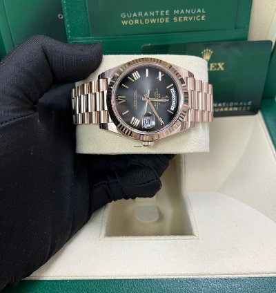 Rolex Day-date 40 Slate Ombre Roman Dial 228235