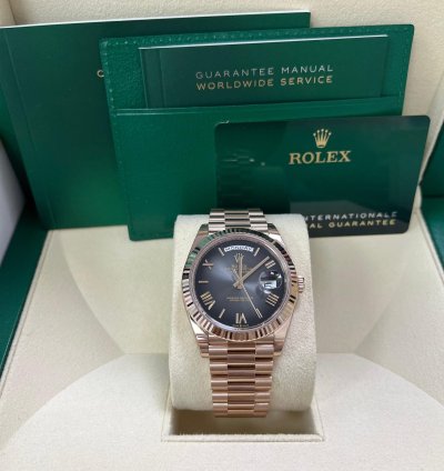 Rolex Day-date 40 Slate Ombre Roman Dial 228235