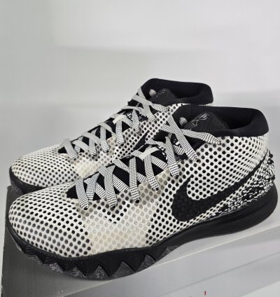 2015 Kyrie 1 Bhm